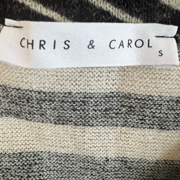 Chris & Carol Pullover V Neck Black and Off White Geometric Women's Top - Picture 2 of 5